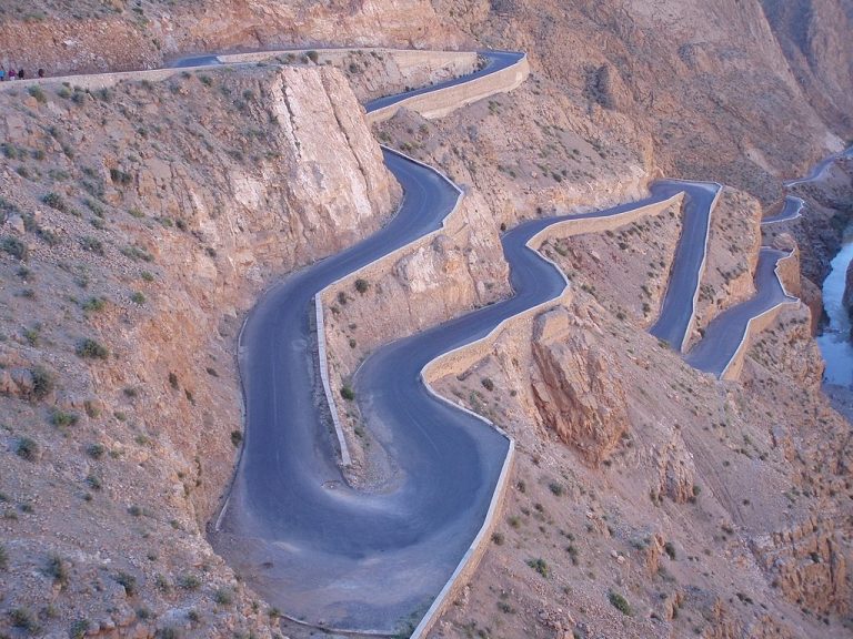 1024px-Tizi_n_tichka_Road_in_Morocco