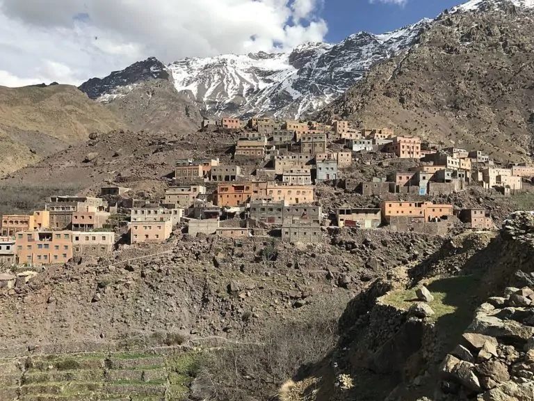 Imlil_and_its_valley_and_way_to_Jbel_Toubkal_32