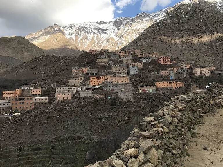 Imlil_and_its_valley_and_way_to_Jbel_Toubkal_44