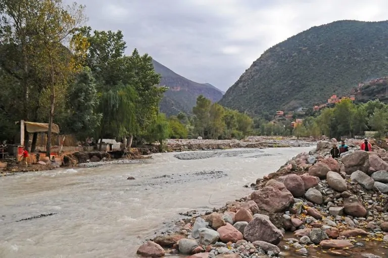 Ourika_Valley_-_river_after_floods_-_in_the_Atlas_Mountains,_Morocco_-_panoramio