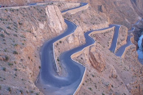 1024px-Tizi_n_tichka_Road_in_Morocco